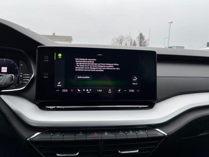 Abbildung Fahrzeugdetailansicht Skoda Octavia - Nr. 21