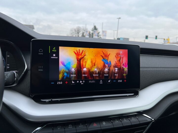 Abbildung Fahrzeugdetailansicht Skoda Octavia - Nr. 22