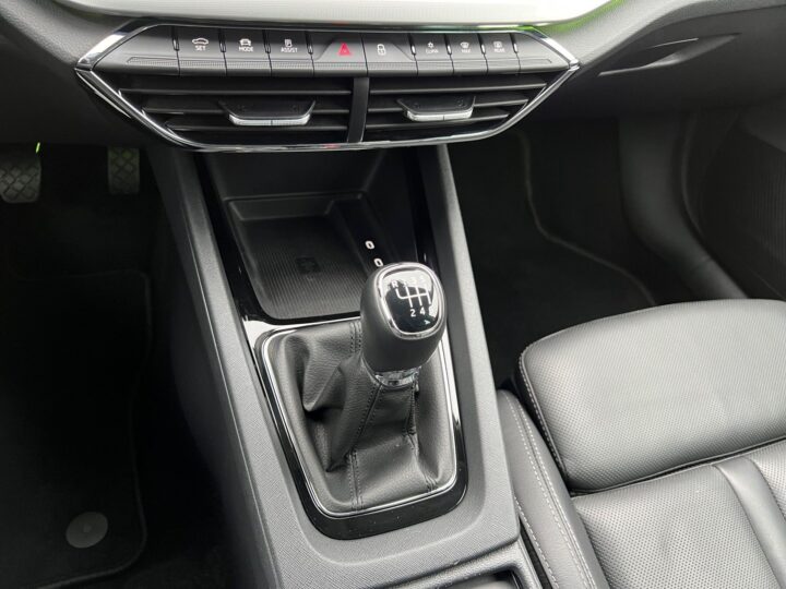 Abbildung Fahrzeugdetailansicht Skoda Octavia - Nr. 28