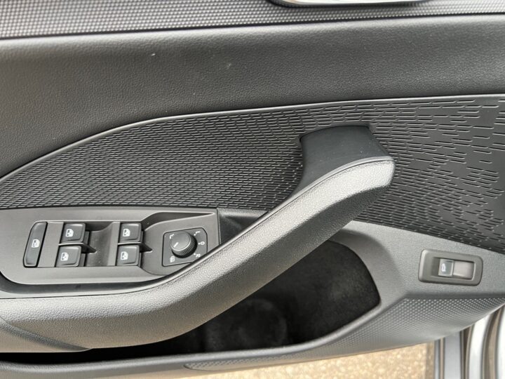 Abbildung Fahrzeugdetailansicht Skoda Octavia - Nr. 32