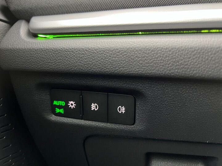 Abbildung Fahrzeugdetailansicht Skoda Octavia - Nr. 45