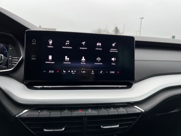 Abbildung Fahrzeugdetailansicht Skoda Octavia - Nr. 17