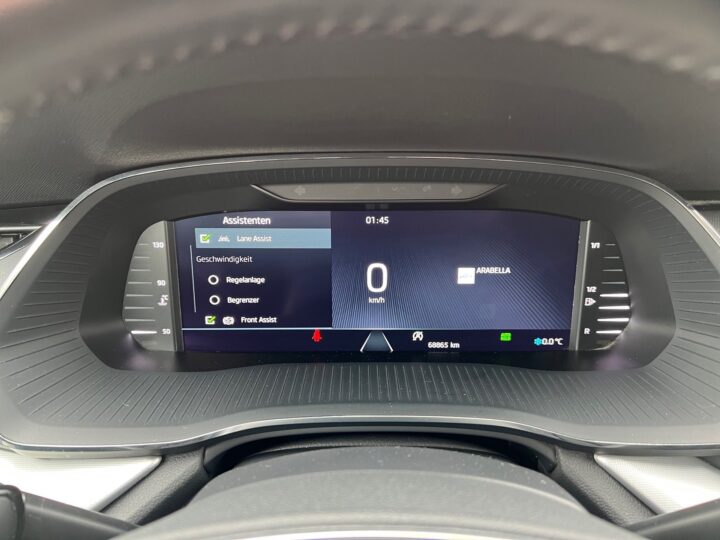 Abbildung Fahrzeugdetailansicht Skoda Octavia - Nr. 16