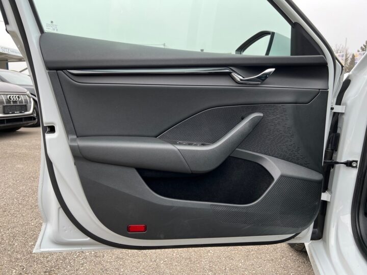 Abbildung Fahrzeugdetailansicht Skoda Octavia - Nr. 29