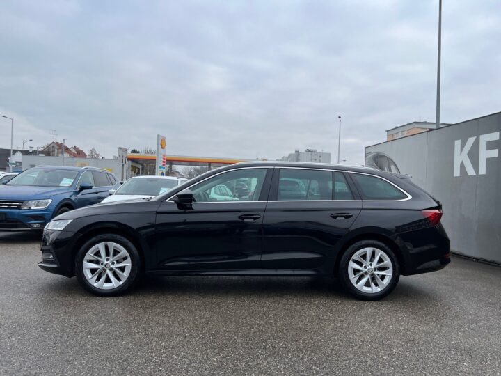 Abbildung Fahrzeugdetailansicht Skoda Octavia - Nr. 5