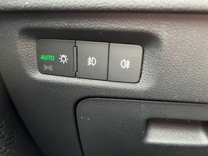 Abbildung Fahrzeugdetailansicht Skoda Octavia - Nr. 42