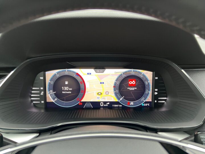 Abbildung Fahrzeugdetailansicht Skoda Octavia - Nr. 16