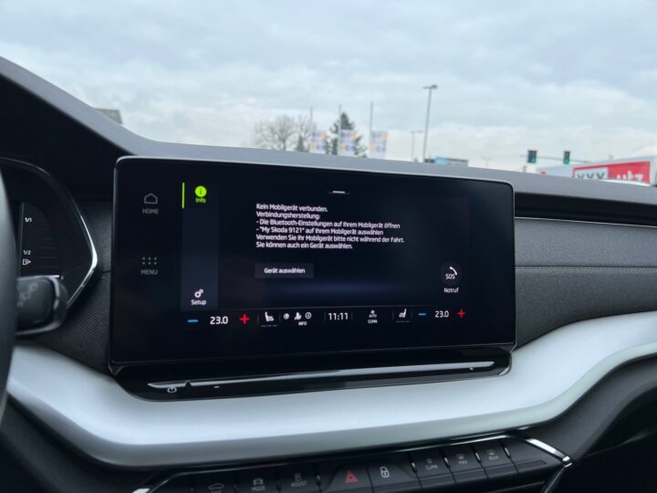 Abbildung Fahrzeugdetailansicht Skoda Octavia - Nr. 21