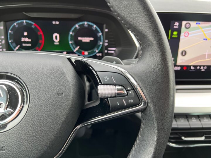 Abbildung Fahrzeugdetailansicht Skoda Octavia - Nr. 38